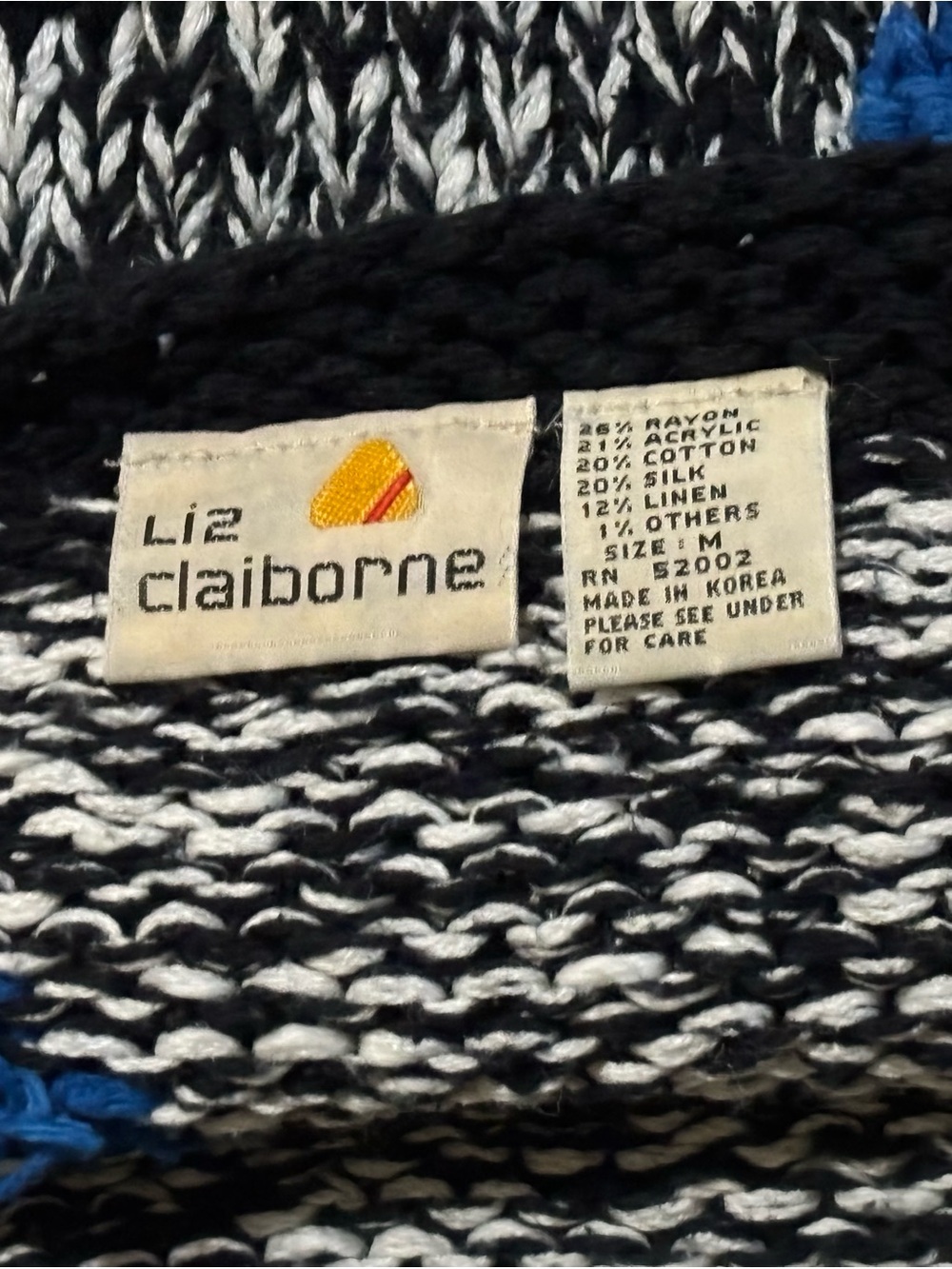 Liz Claiborne Vintage Black & White Marled Women’s Sweater with Color Accent - Picture 6 of 9